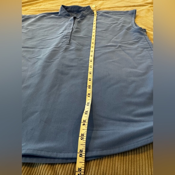 Figs Rafaela Scrub Top - Picture 3 of 8